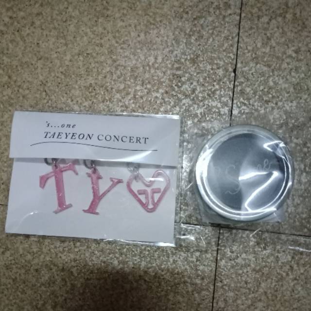 Taeyeon 'S...one Concert goodies