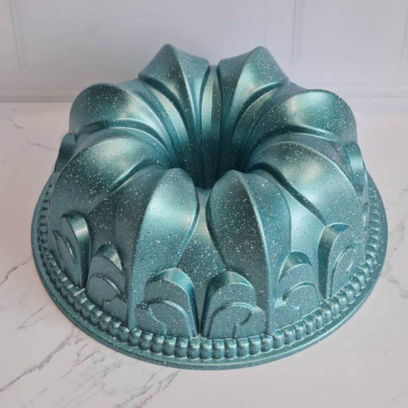 Lily Fleur d lis Marble Bake Pan / loyang marmer cake / bundt pan