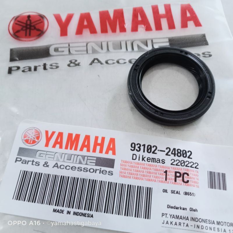 sil kruk as kiri aerox 155 sil as kruk kiri Yamaha lexi seal as kruk kiri new nmax 93102-24802
