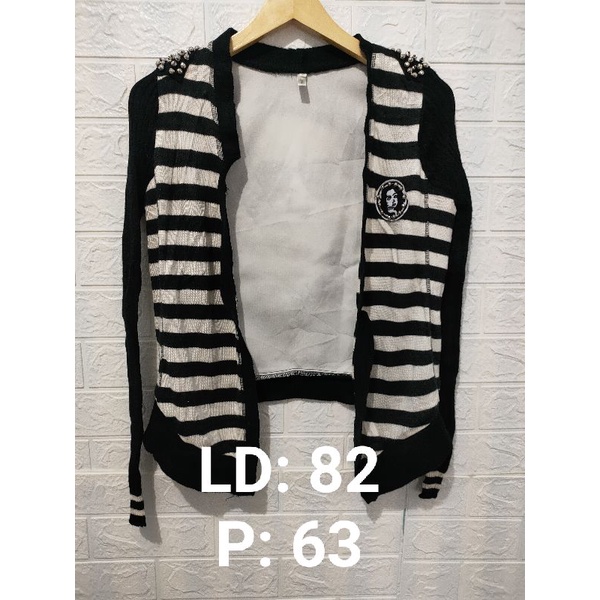 Cardigan Rajut Preloved/Thrift Shop dan Atasan Wanita (001)-4