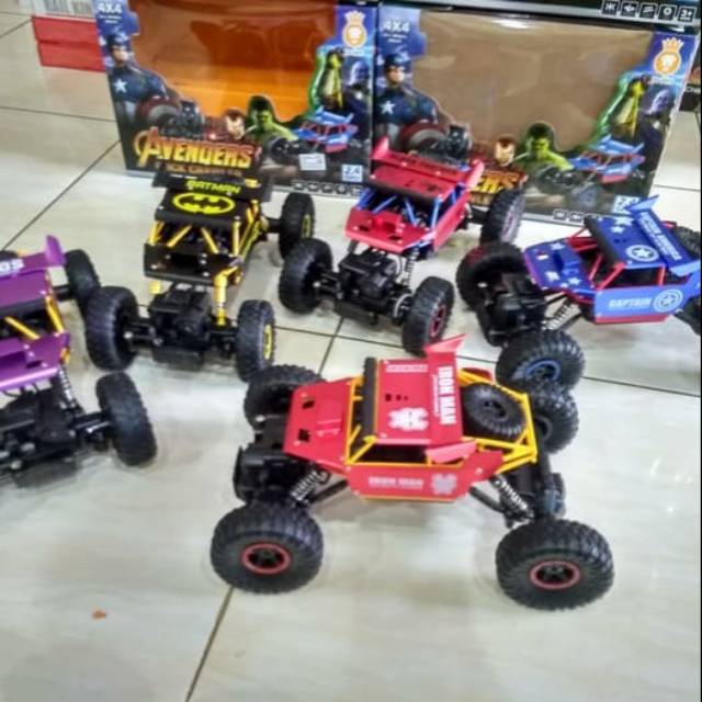 Mainan rc rock crawler 4wd