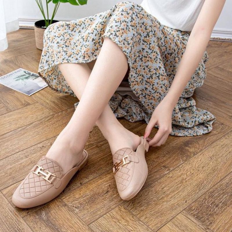 Sandal Wanita Terbaru 2022/Sepatu Sandal Slop Jelly Wanita/Sandal Slop Jelly Wanita Teplek Karet/Sepatu Sandal Slop Wanita Fariasi Ring H/Sandal Sepatu Slop Wanita Terbaru/Sepatu Sandal Slop Wanita Slip-On