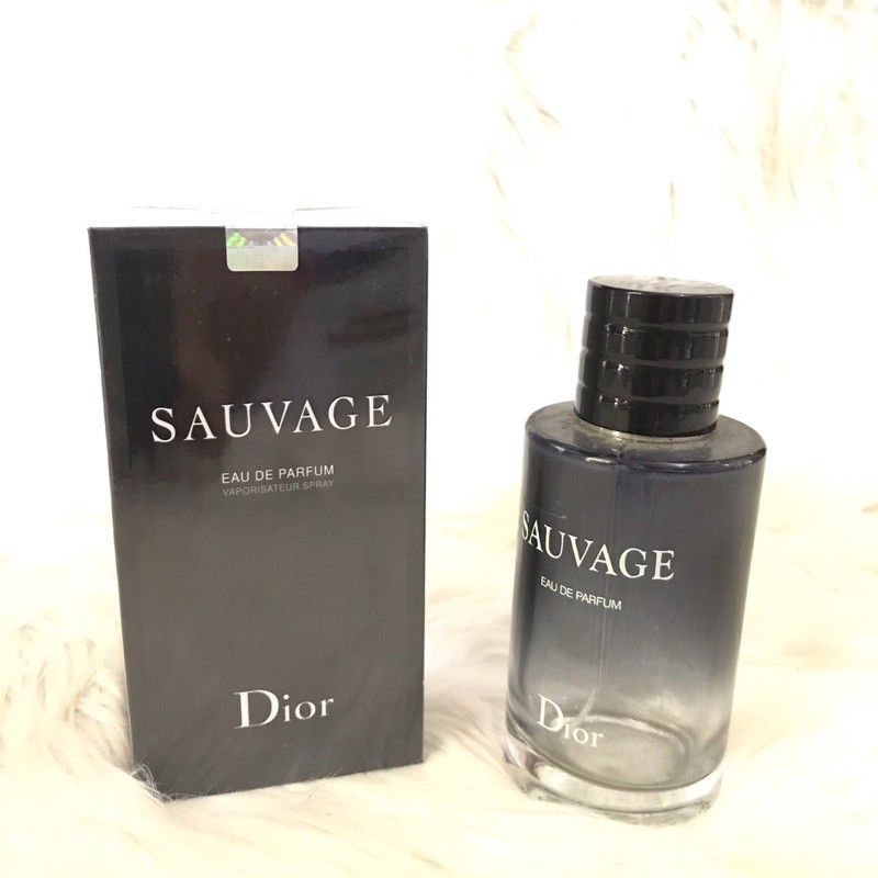 parfum Dior Sauvage untuk pria