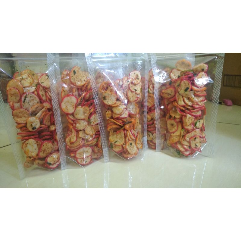 

KERUPUK SEBLAK DAUN JERUK/KERUPUK GURIH/KERUPUK SEBLAK