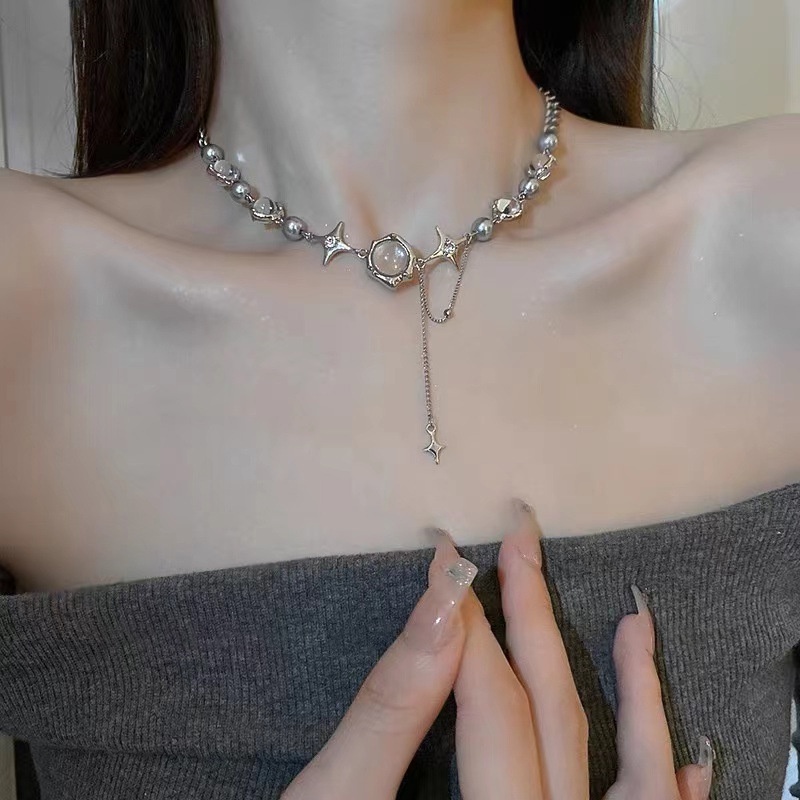 Kalung Rantai Klavikula Model Rumbai Silang Bahan Zirkon Warna Silver Untuk Wanita
