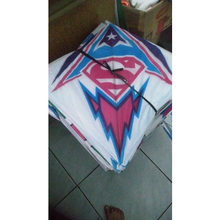 layangan kertas  sablon kualitas super uk  65/55 cm (isi 50 pcs layang layang)