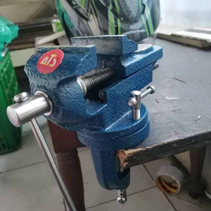 Ragum mini clamp catok meja penjepit Alat Perkakas Ragum mini clamp catok meja penjepit Alat Perkakas