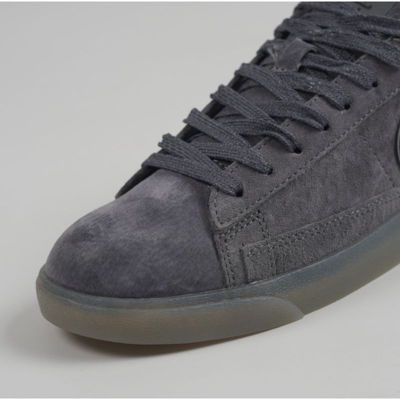 nike Blazer Sb Low Raigning Champ 2.0 Drak Grey Suede