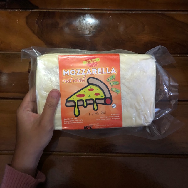 

Keju mozzarela 1000 gram