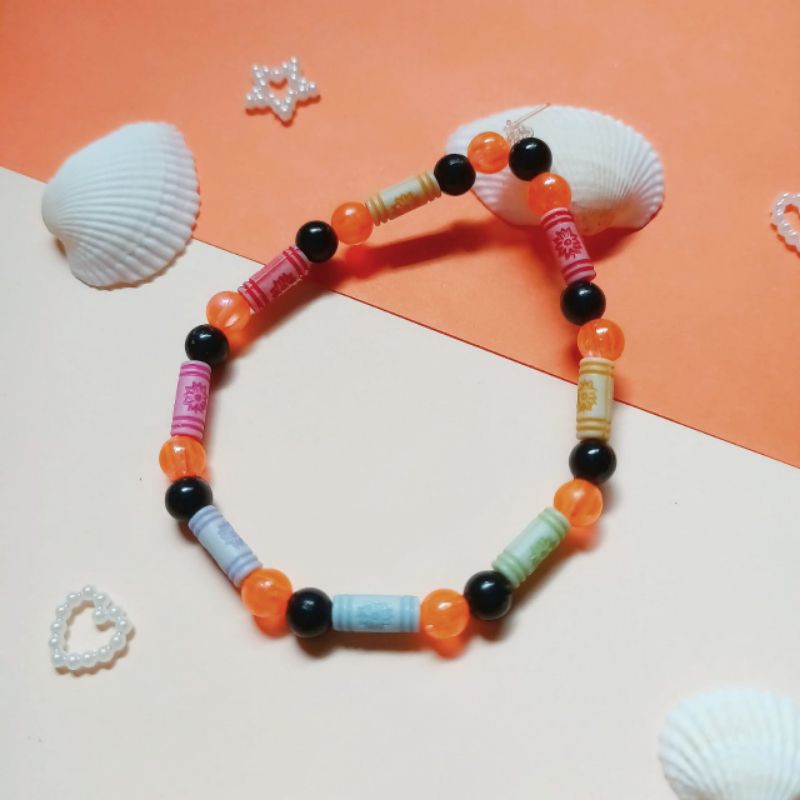 

rainbow crayon bracelet^^ // gelang crayon pelangi^^