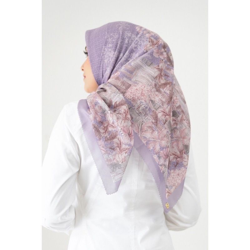 Malaya Series Buttonscarves in IRIS