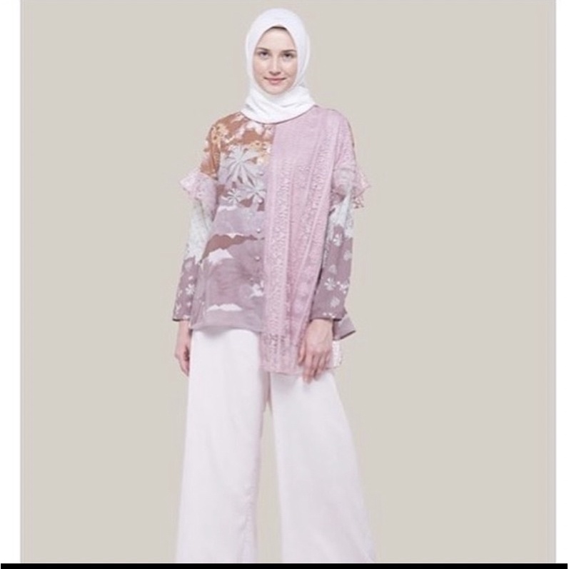 Collete Top Ria Miranda