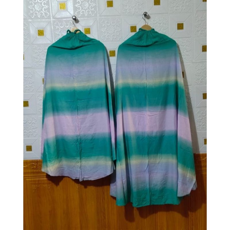 Mukena Couple Pelangi Warna Dan Motif Random