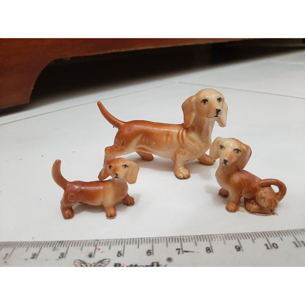 pajangan patung hiasan dekorasi meja anjing anak anjing Tekel Dachshund kecil lucu