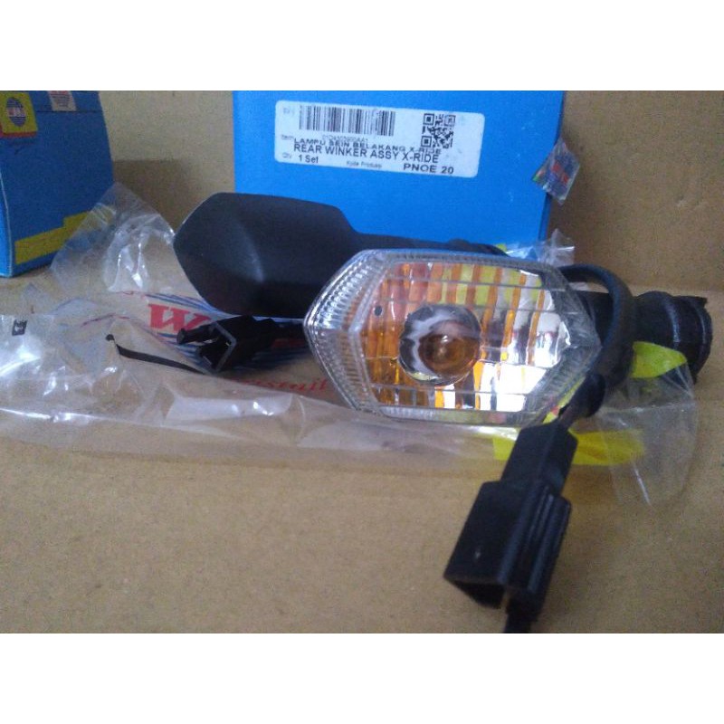 Lampu riting sen x ride belakang