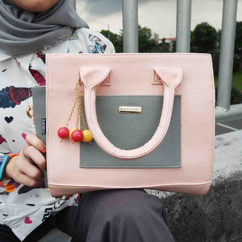 Hand Bag Wanita Tas Selempang Salempang Cewek Trendy Cantik Kekinian Original Premium