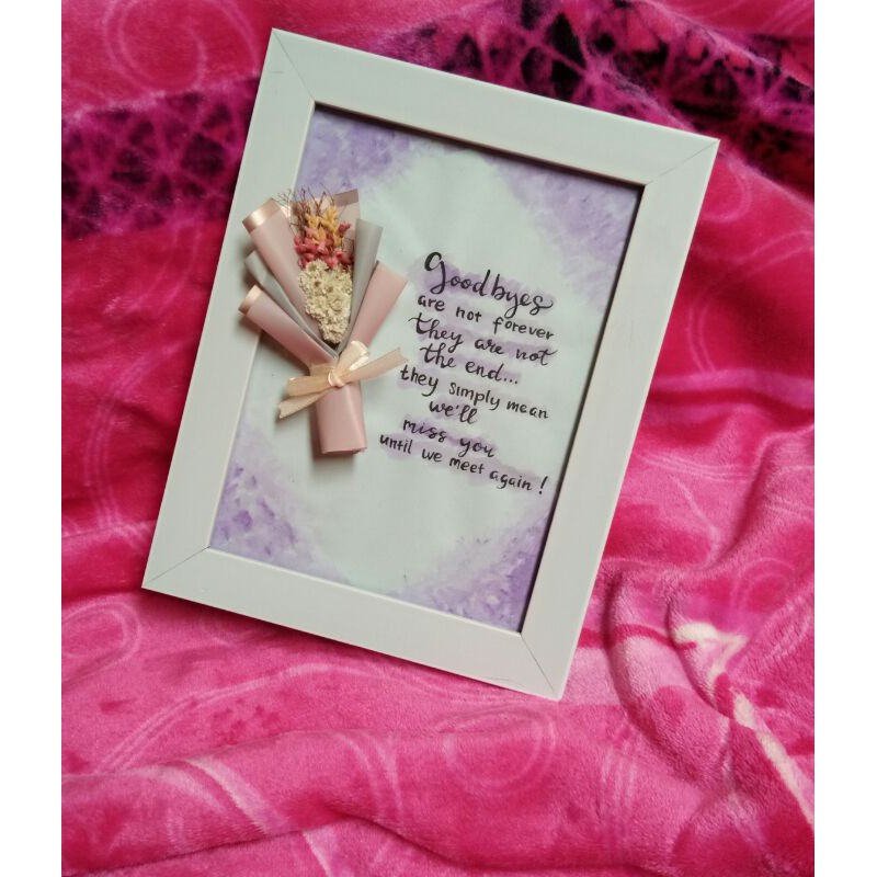 

SPECIAL GIFT// HADIAH SPESIAL / KADO SPESIAL / PERNIKAHAN, ANNIVERSARRY, ULANG TAHUN, WISUDA, SIDANG