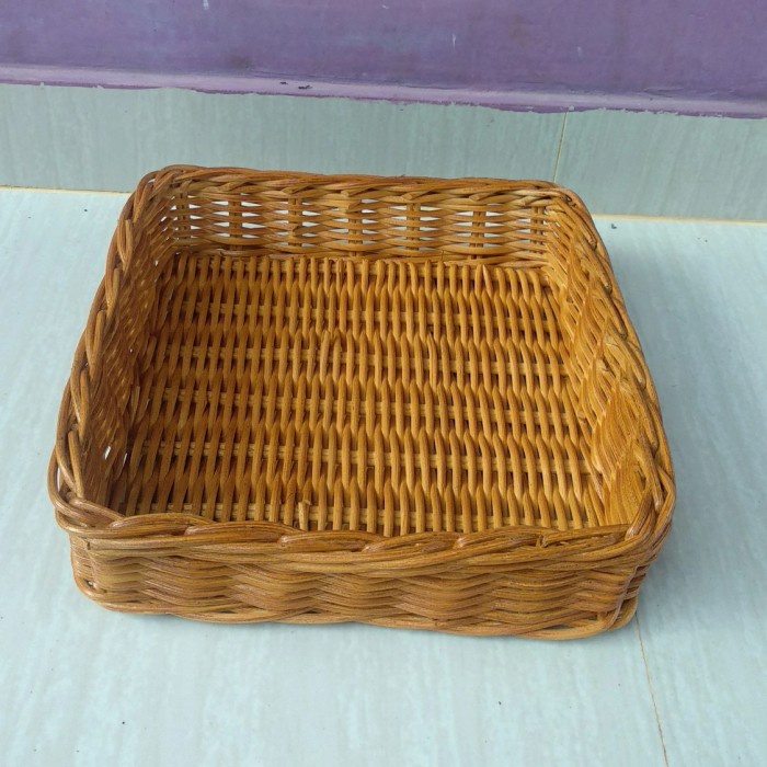 keranjang rotan kotak nampan penyimpanan wadah aqua gelas murah ukuran 25 X 25 X 7 cm