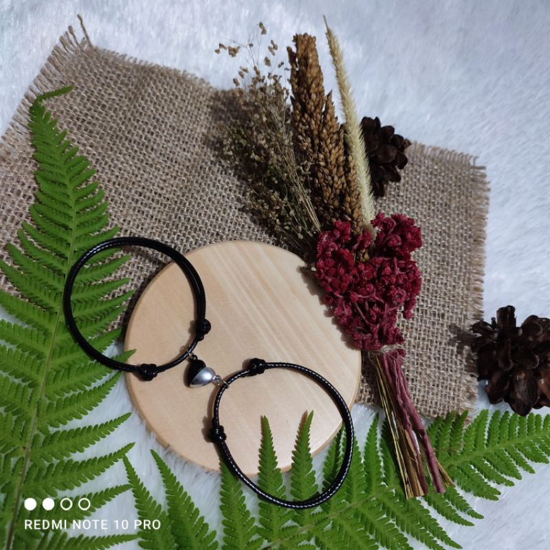 Gelang magnet love polos / gelang couple / magnet bentuk love