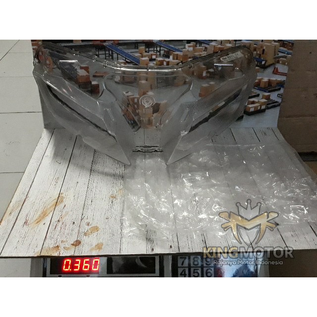 MIKA KACA LAMPU UTAMA DEPAN R15 LED C1