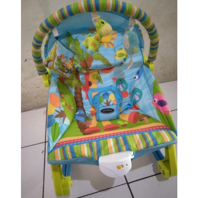 Preloved Bouncer Pliko Rocker Bayi Bekas
