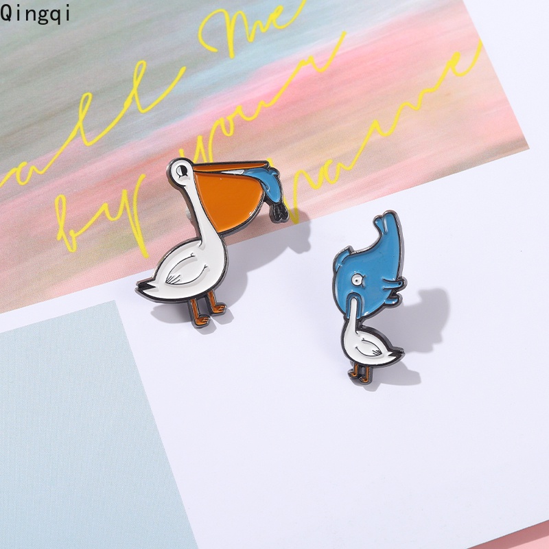 Bros Pin Enamel Desain Kartun Ikan Makan Pelican Bahan Metal Untuk Hadiah