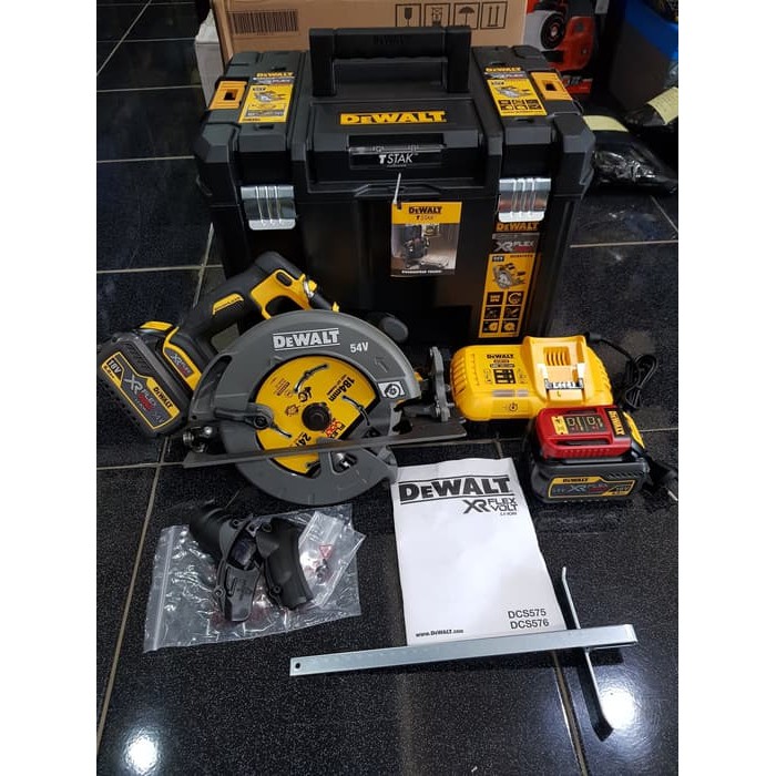 DISKON MESIN POTONG KAYU CIRCULAR SAW CORDLESS 7" / 184MM 54V DEWALT DCS 575
