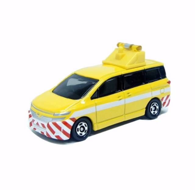 Tomica Reguler 88 NISSAN ELGRAND ROAD PATROL CAR TAKARA TOMY