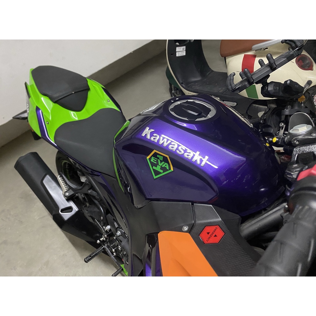 Stiker 3d Motif Ninja Kawasaki Untuk Motor