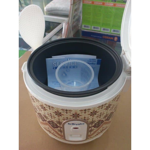 NEW MIYAKO Rice Cooker Magic Com MINI PSG-607 0,6 L Penanak Nasi Kecil