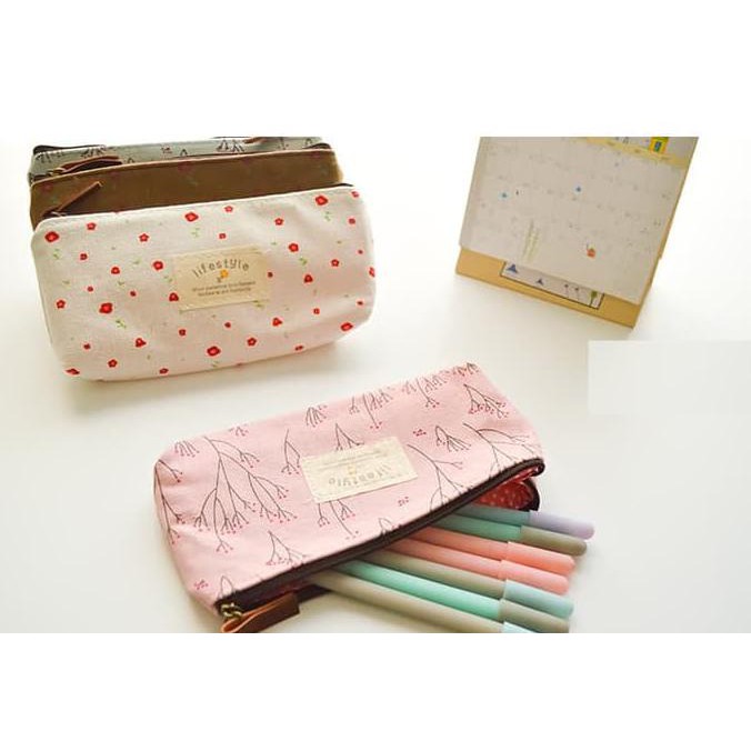 

ZAKKA KOTAK PENSIL KAIN, KOTAK PENSIL MOTIF, KOTAK PENSIL ZAKKA MURAH