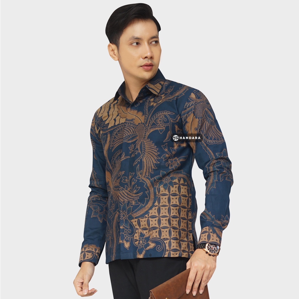 Baju Kemeja Batik Pria Lengan Panjang Slim Fit Premium Modern Full Furing Katun Halus Original Handara Motif Chandrakanta Navy HB-125