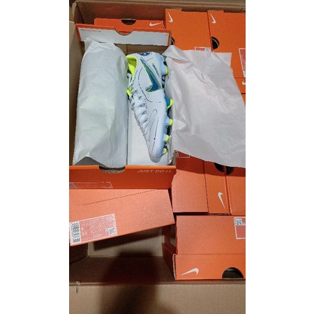 nike mercurial vapor 14 academy