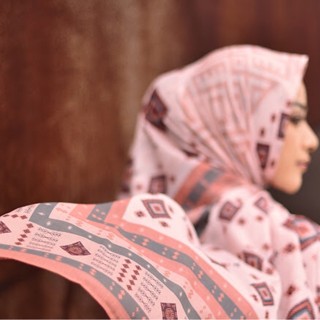 Kerudung segi empat motif voal ultrafine KILIM SERIES CAPPADOCIA