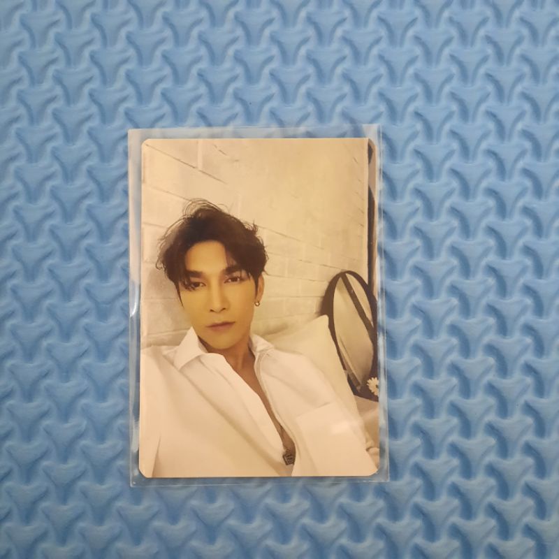 Photocard Mew Suppasit Cosmopolitan