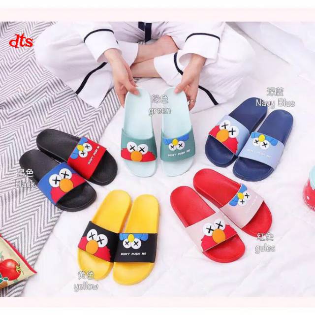  Sandal  elmo  don t push me karakter cartoon timbul semi 