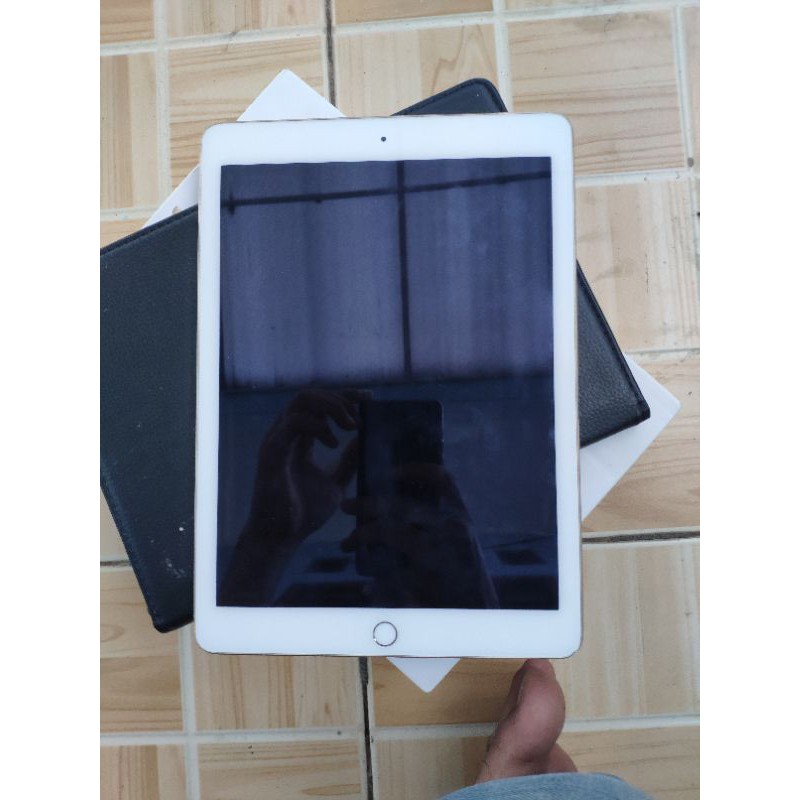 Ipad air 2 wifi 32gb, minus icloud lupa sandi