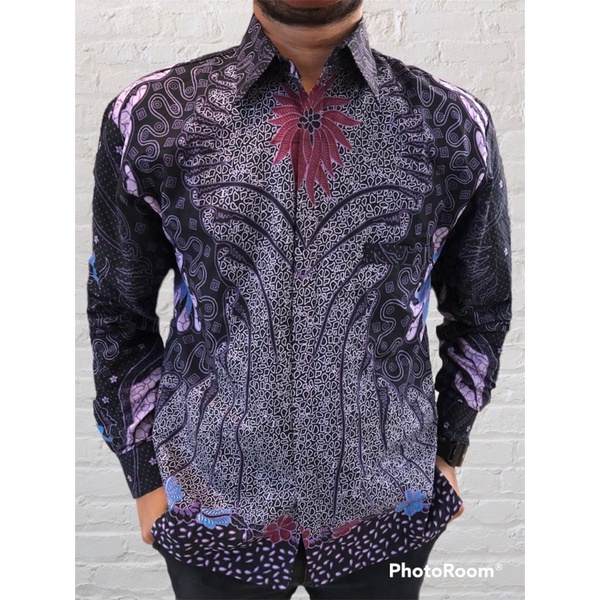 Baju Batik Pria Lengan Panjang lapisan furing, ,warna lilac,warna ungu,Batik Premium,Batik Modern,Batik Jumbo,Batik Solo,Batik Kantoran