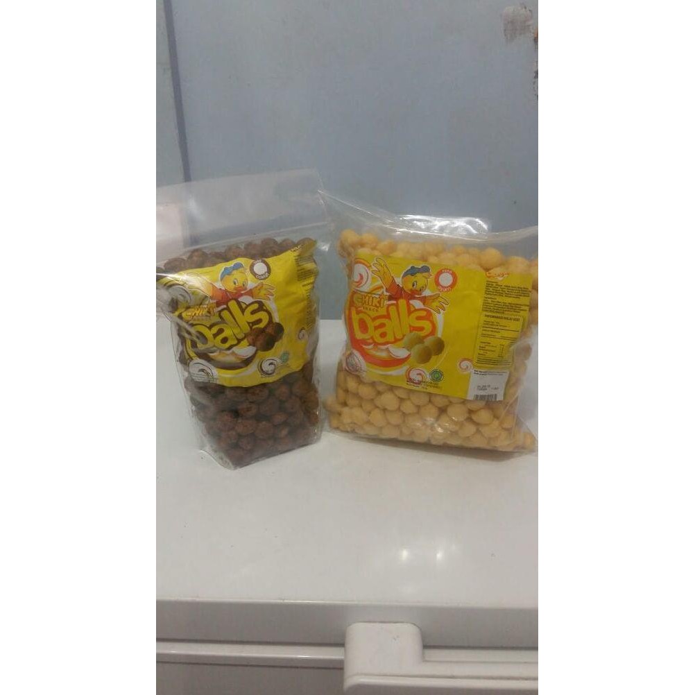 

makanan// Chiki Ball Coklat / Ayam / Keju 250gr