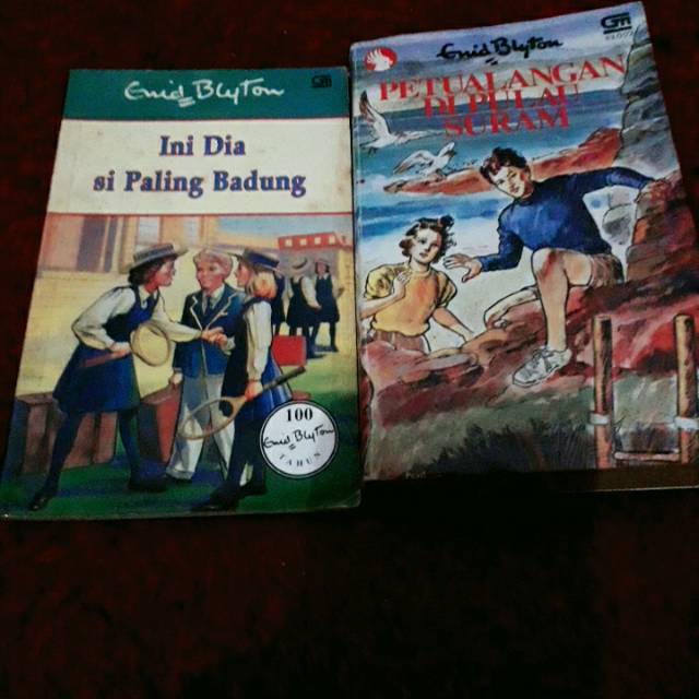 Buku enid blyton