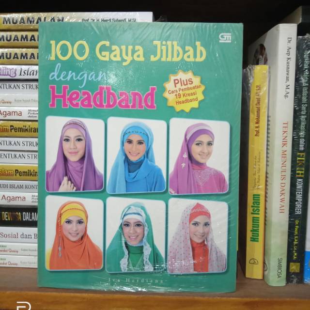 

Buku 100 gaya jilbab dengan headband
