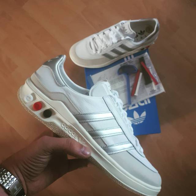 adidas spezial galaxy