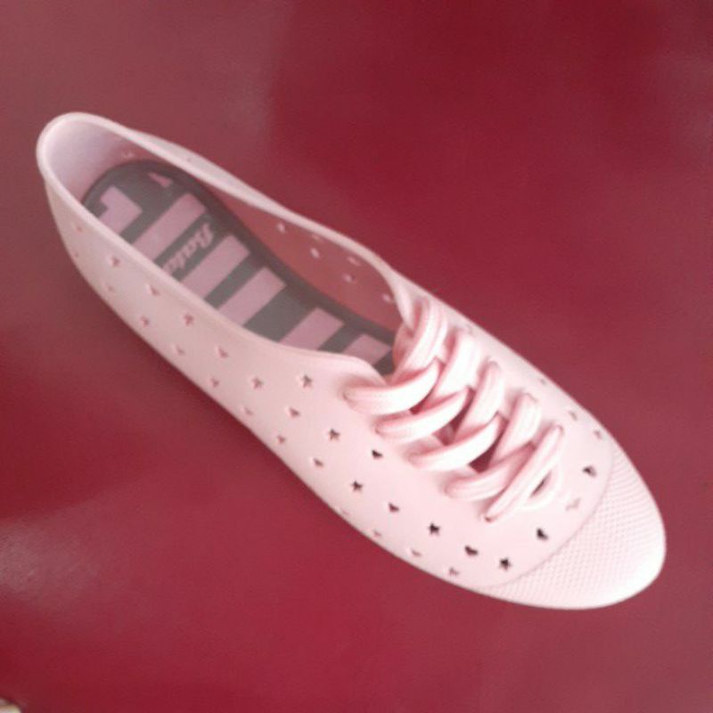 sepatu wanita  bata