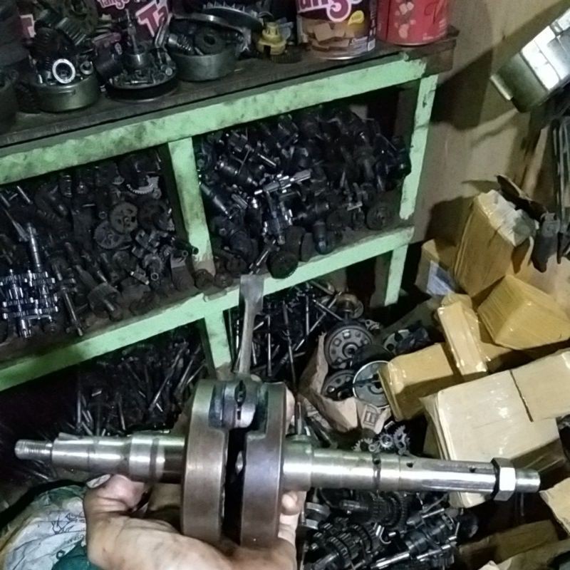 kruk as tornado atau  RC