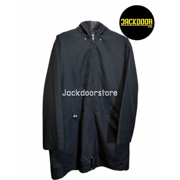 Jaket Preloved Tipis Model Parka