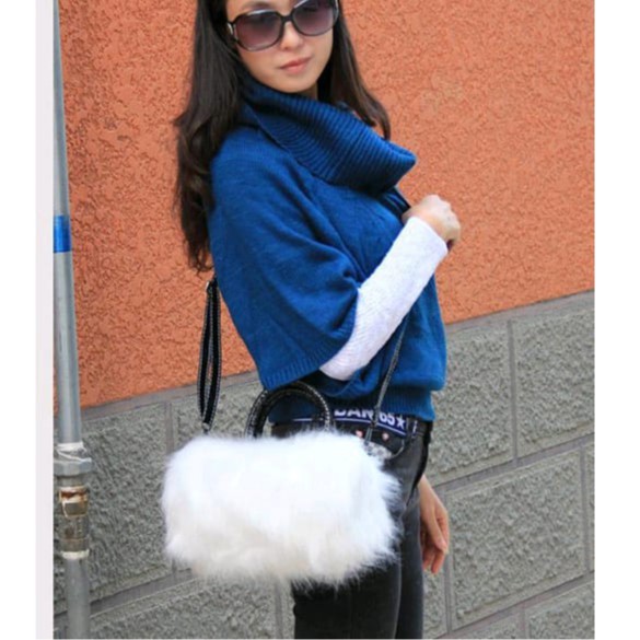 Tas wanita selempang bulu IMPORT korea