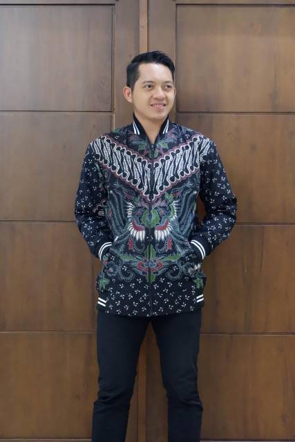 Jaket batik sragenan full furing batik modern