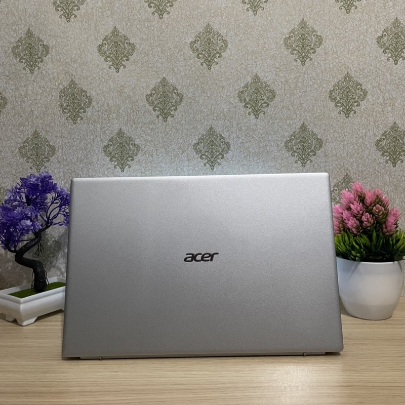 Acer Swift 3 SF314 Ryzen 3 5300u 8GB