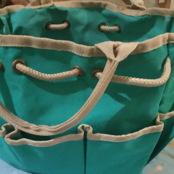 

TOTE BAG KANVAS - GOODIE BAG GREEN FLOWER