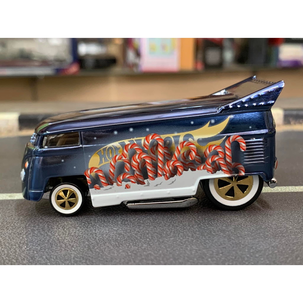 Hotwheels RLC Volkswagen Drag Bus Happy Holidays Loose Pack